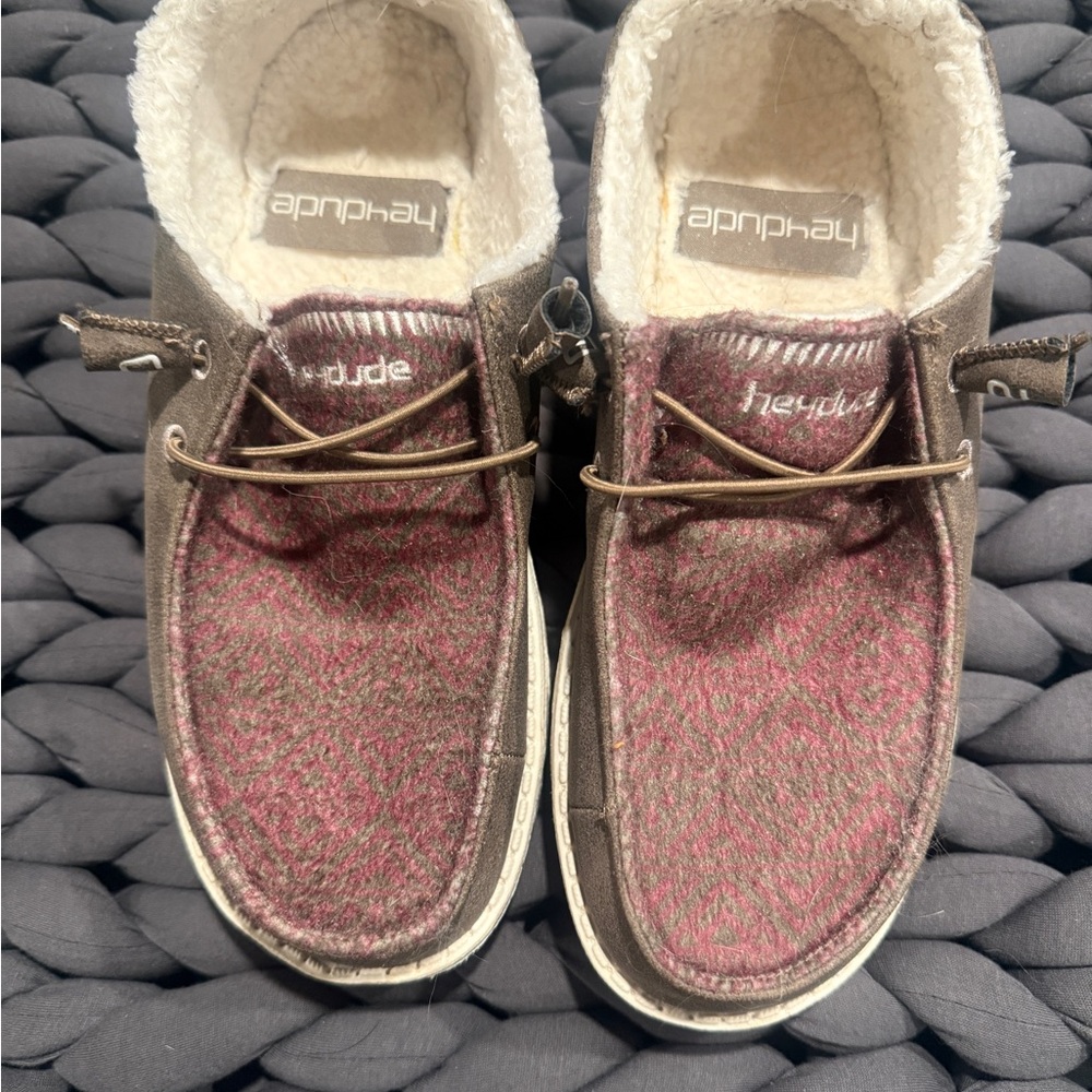 Hey Dude Wally Recycled Leather Slip-On Shoes in Pink/Brown with Sherpa Lining